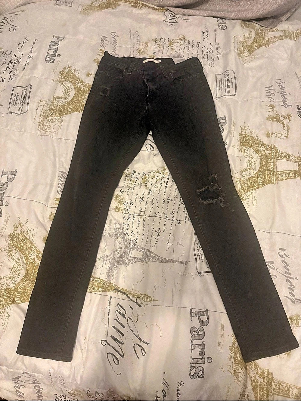 Levi's 711 Skinny Distressed Skinny Jeans in Black Waist 29